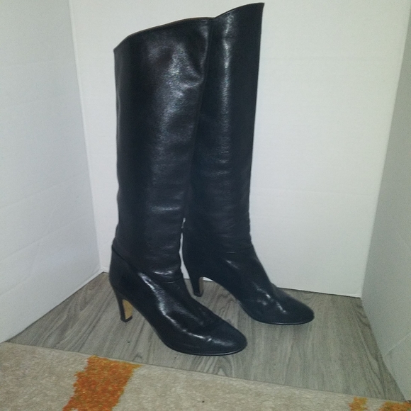 Italian Leather Boots - Picture 5 of 8